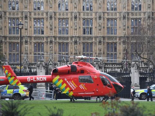 Spari al parlamento a Londra