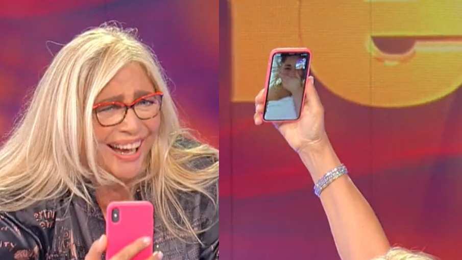 La Venier telefona in diretta alla Isoardi. Ma in video è mezza nuda: "Ero in doccia"