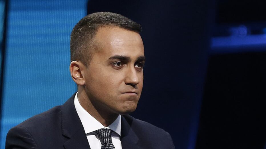 Ira (tardiva) del M5s sulla Trenta. Di Maio: "Devi lasciare la casa"