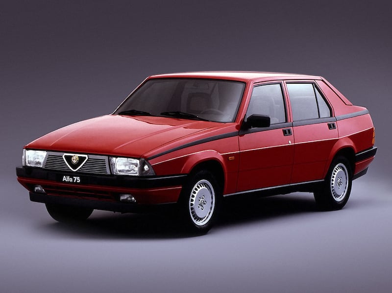 Alfa 75: guarda la gallery 8