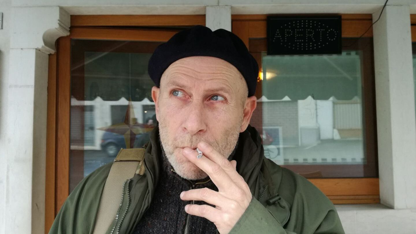 Quei "Black Tulips" colti da Trevisan odorano di "Petrolio"