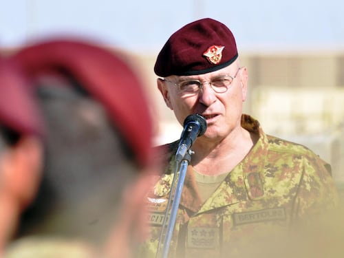 "Da solo non ce la fa...". Il generale spiega cosa accadrà in Ucraina