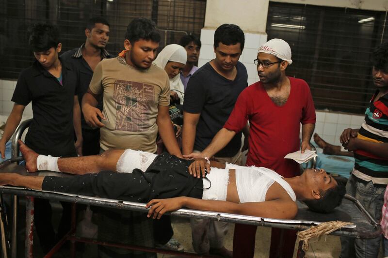 Un attentato funesta l'Ashura in Bangladesh 8