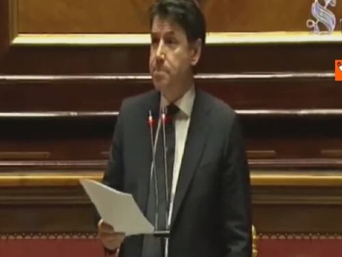 Coronavirus, bagarre in Senato mentre Conte parla: fischi del centrodestra