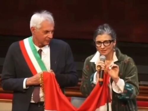 L'Emilia-Stalingrado la protegge ancora Nel Pd: "Ora basta"