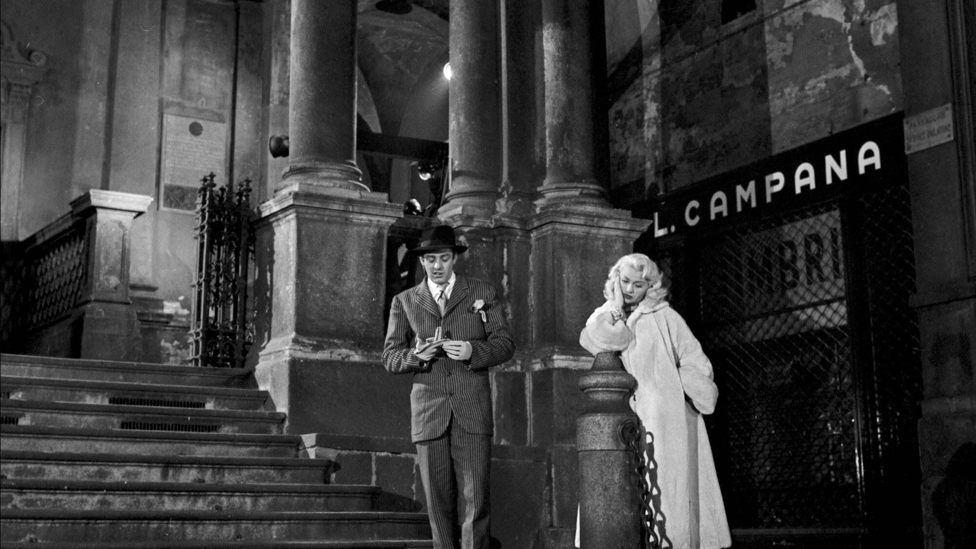 Storia di un set a cielo aperto dove il denaro è protagonista
