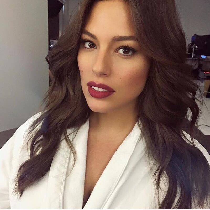 Modella curvy su Sport Illustrated 10