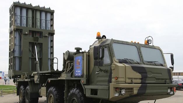 Russia, il sistema antiaereo S-350 Knight è in produzione