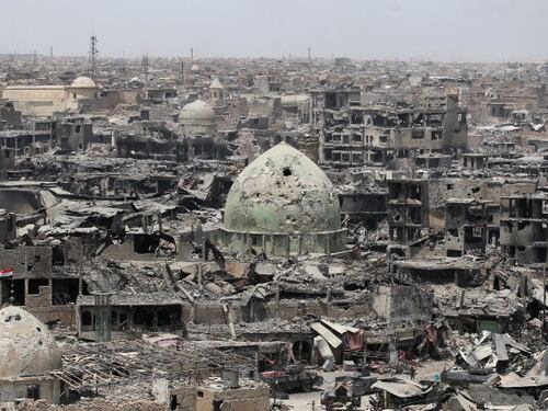 Concerto di musica tra le rovine di Mosul