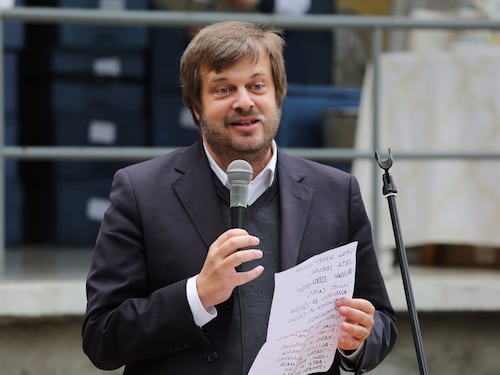 L’ultimo delirio del Pd: patentino anti Israele per candidarsi a Milano