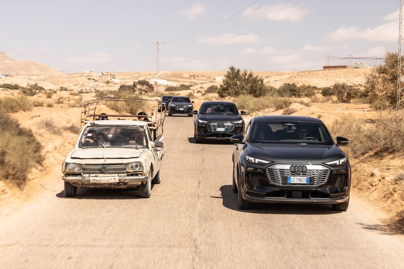 Audi SQ6 Sportback e-tron: il raid nel deserto del Sahara 17