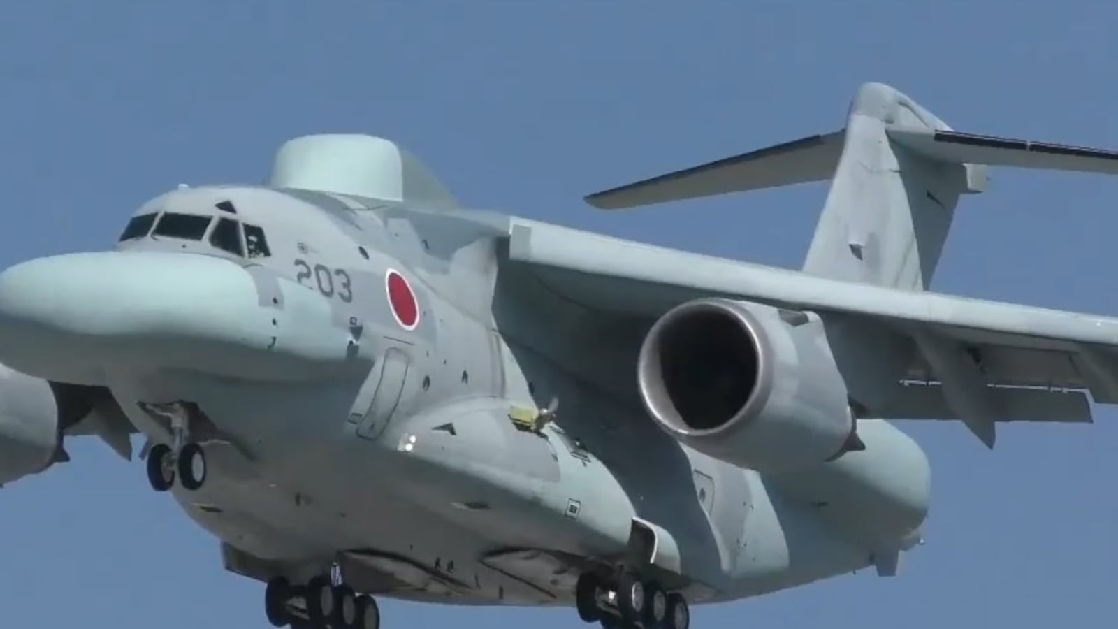 Un super aereo per la guerra elettronica: cosa sappiamo del "brutto anatroccolo" giapponese