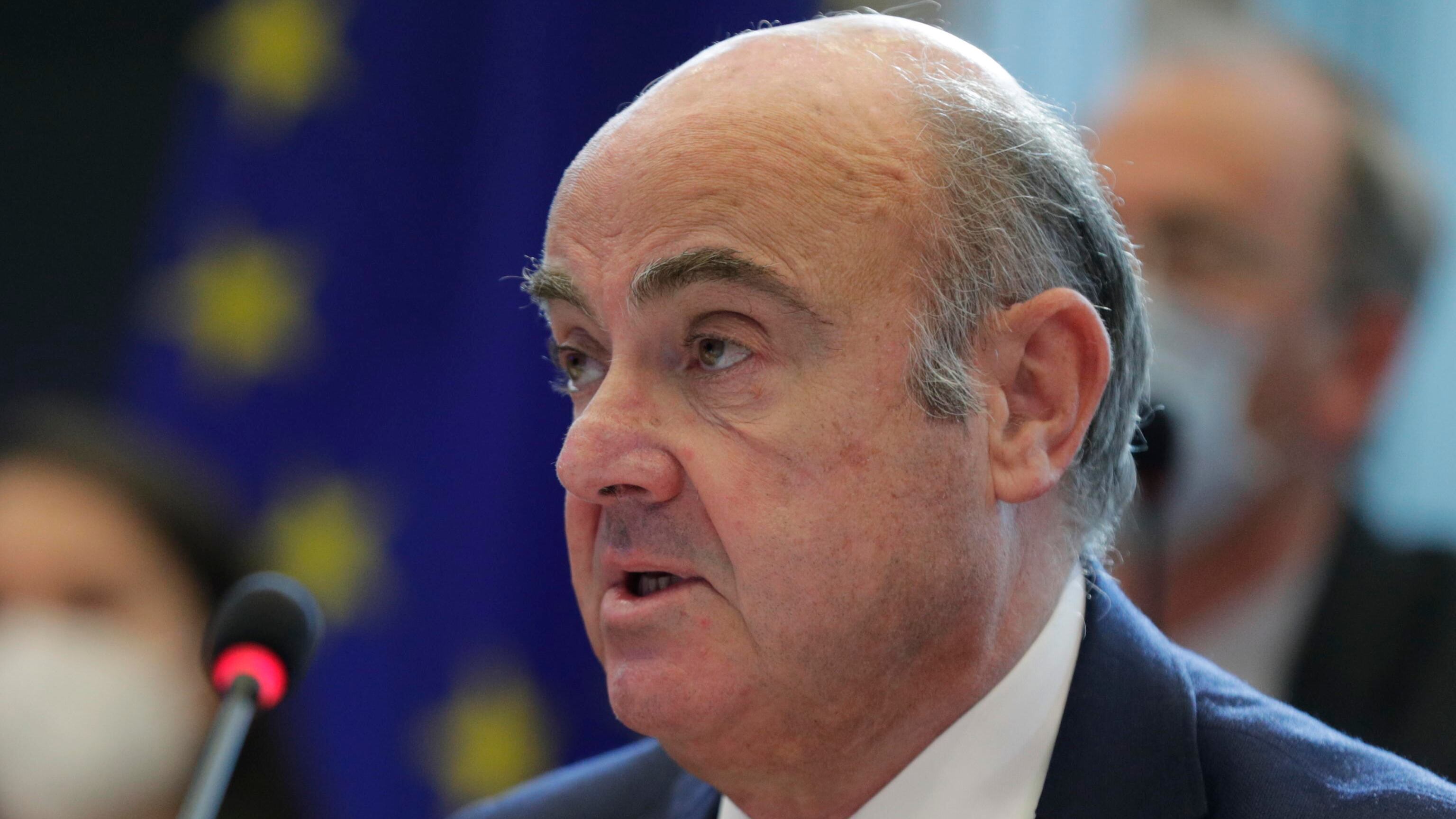 Borse a picco, è spettro recessione