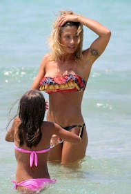 Maddalena Corvaglia, il bikini più esplosivo del Salento 19