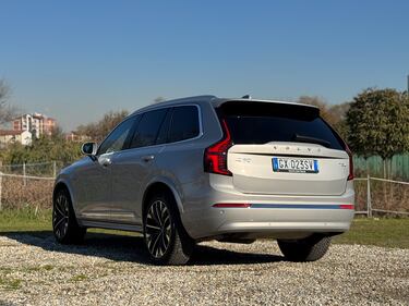Volvo XC90: la gallery del nuovo SUV premium svedese, che comfort 6