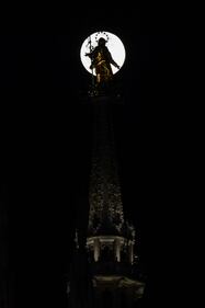 La Super Luna: le immagini suggestive dall'est della Francia  8