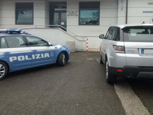 Auto rubate, 17 arresti a Torre Annunziata: il fenomeno del "cavallo di ritorno"