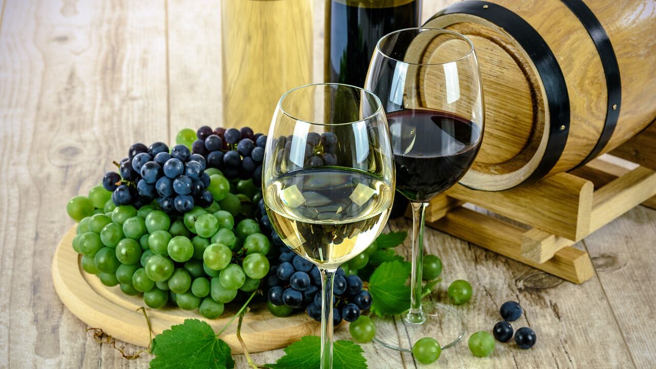 Rosso con il pesce e spumante ghiacciato: 7 falsi miti da sfatare sul vino