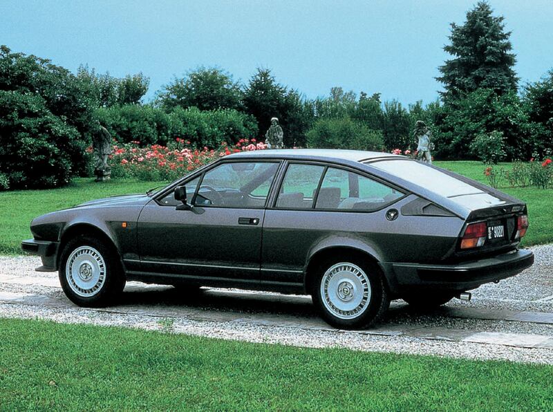 Alfa Romeo GTV6, guarda la gallery 14