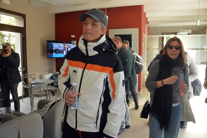 Fiorello gioca a tennis a Bordighera ed è subito show 6