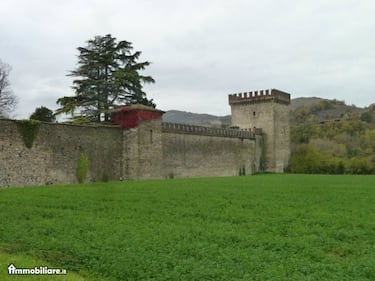 Chiese sconsacrate e case con bunker: le stranezze immobiliari 9