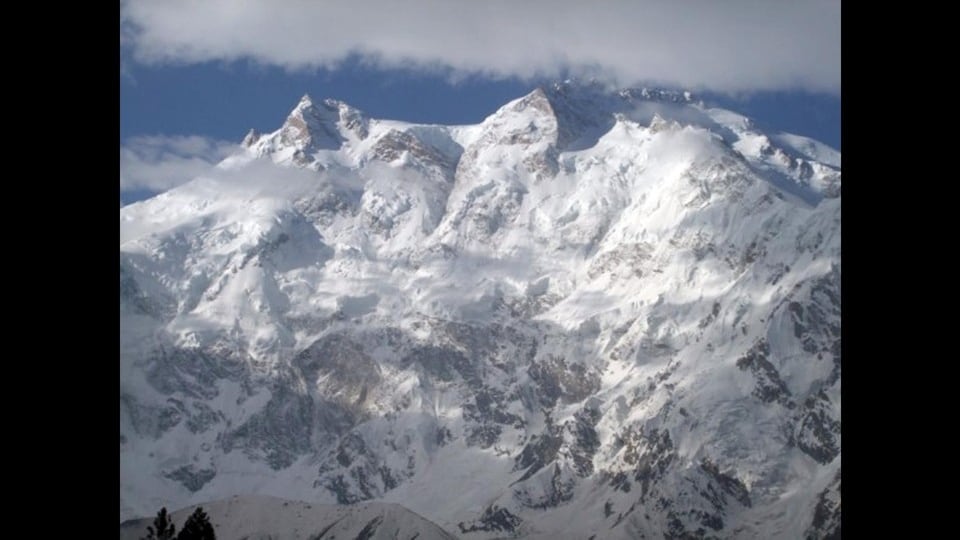 Quegli alpinisti senza limite a caccia dell'impresa assoluta