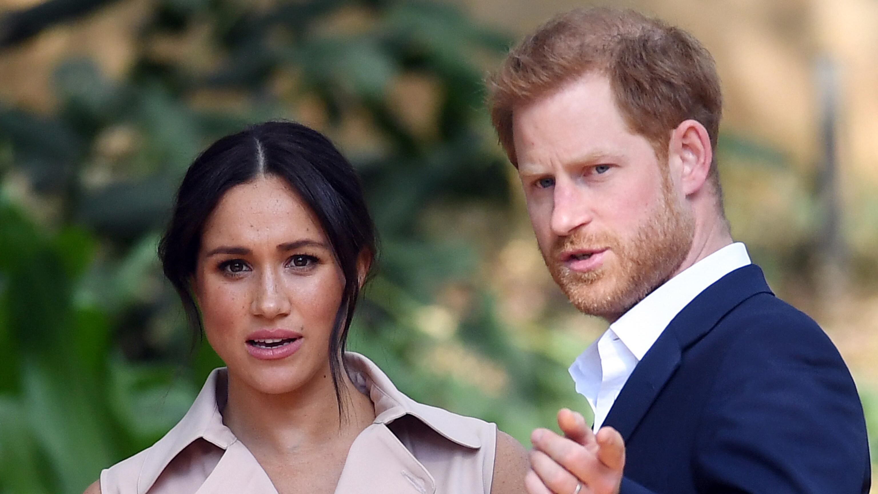 “Ha diffuso bugie false e maligne”. Meghan Markle denunciata dalla sorellastra