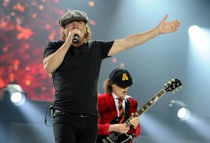 AC/DC, seriamente a rischio l'udito di Brian Johnson: foto 8