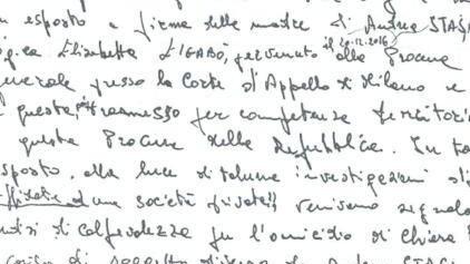 Il misterioso appunto scritto a mano che lega il caso alla cricca di Pavia