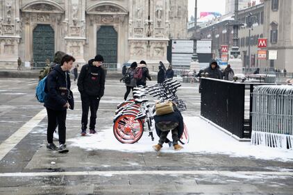 La neve imbianca Milano 14