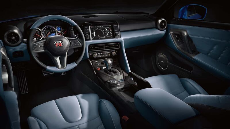 Nissan GT-R Takumi Edition e Skyline Edition, guarda tutte le foto 8
