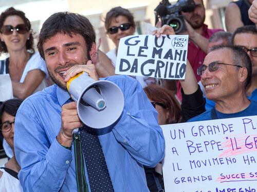 Di Battista da record sul Times: nell'elenco dei politici "ballisti"
