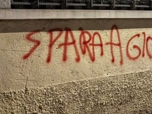 “Spara a Giorgia”. Perquisiti due antagonisti a Busto Arsizio