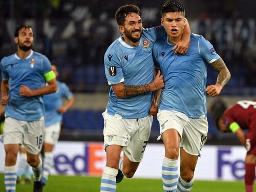 La Roma vince 3-0 in casa del Baseksehir. La Lazio stende 1-0 il Cluj e spera