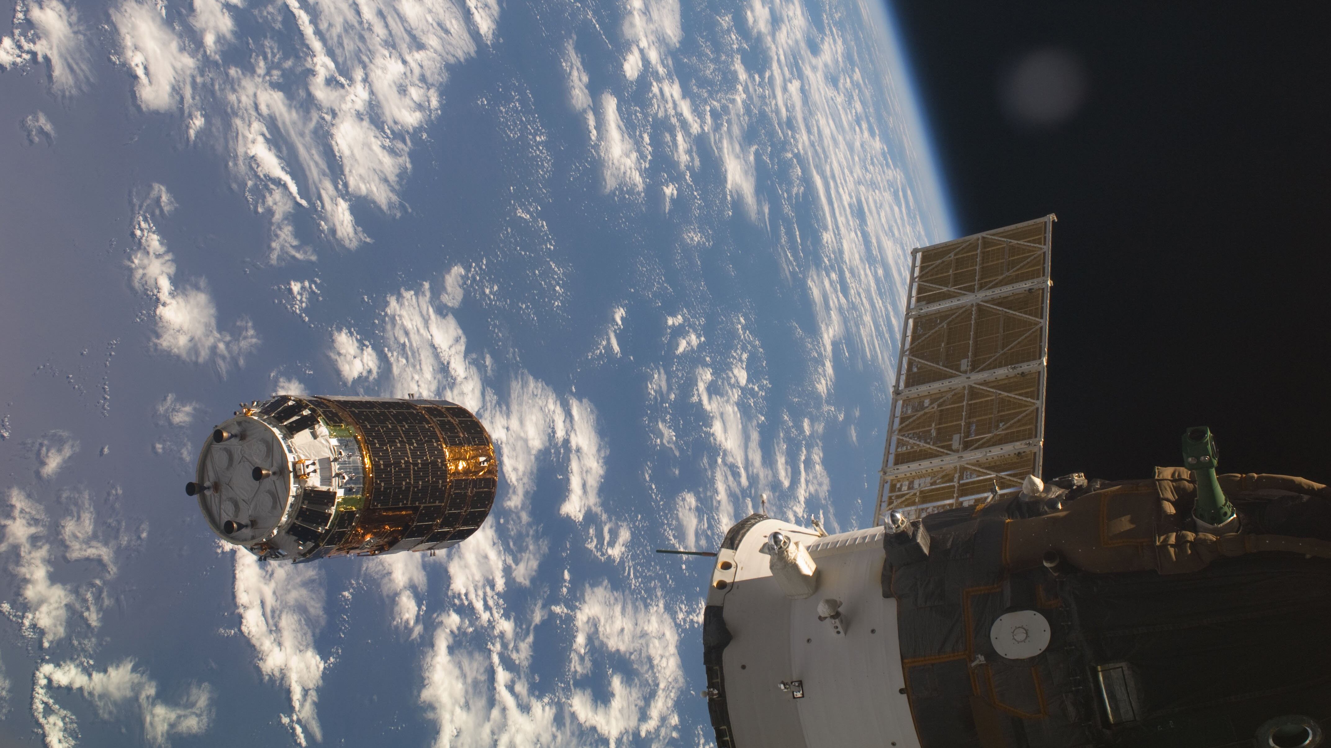 Tangenti negli appalti, indagato presidente Agenzia spaziale italiana