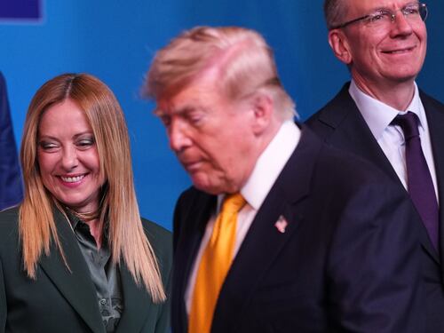 Trump: "Italia è stata buona, ha solo avuto un brutto momento". Chiusi i lavori ad Ankara: "Uniti nel sostegno a Kiev"
