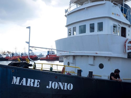 Cinque casi di scabbia riscontrati a bordo della Mare Jonio