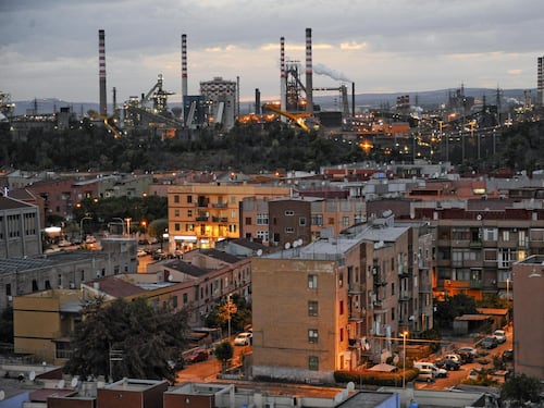 Ex Ilva, le imprese dell’indotto congelano i licenziamenti: stop fino alla sentenza della Cassazione