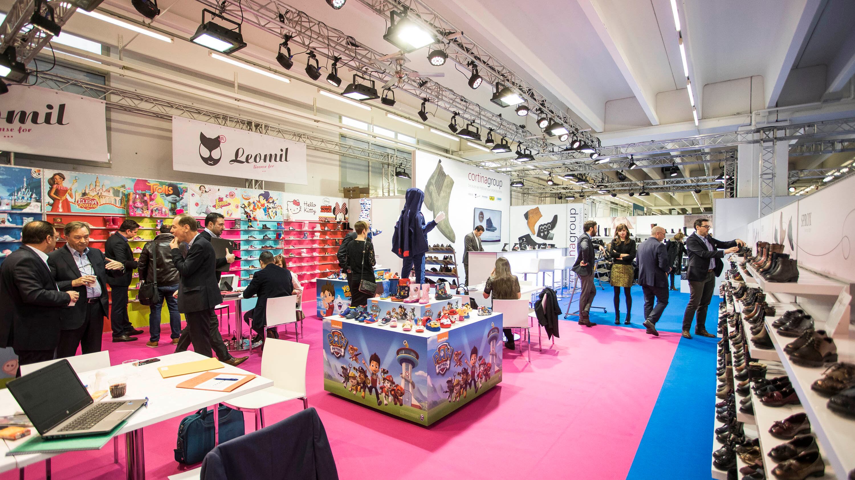 Calzature, le nuove collezioni debuttano a Expo Riva Schuh