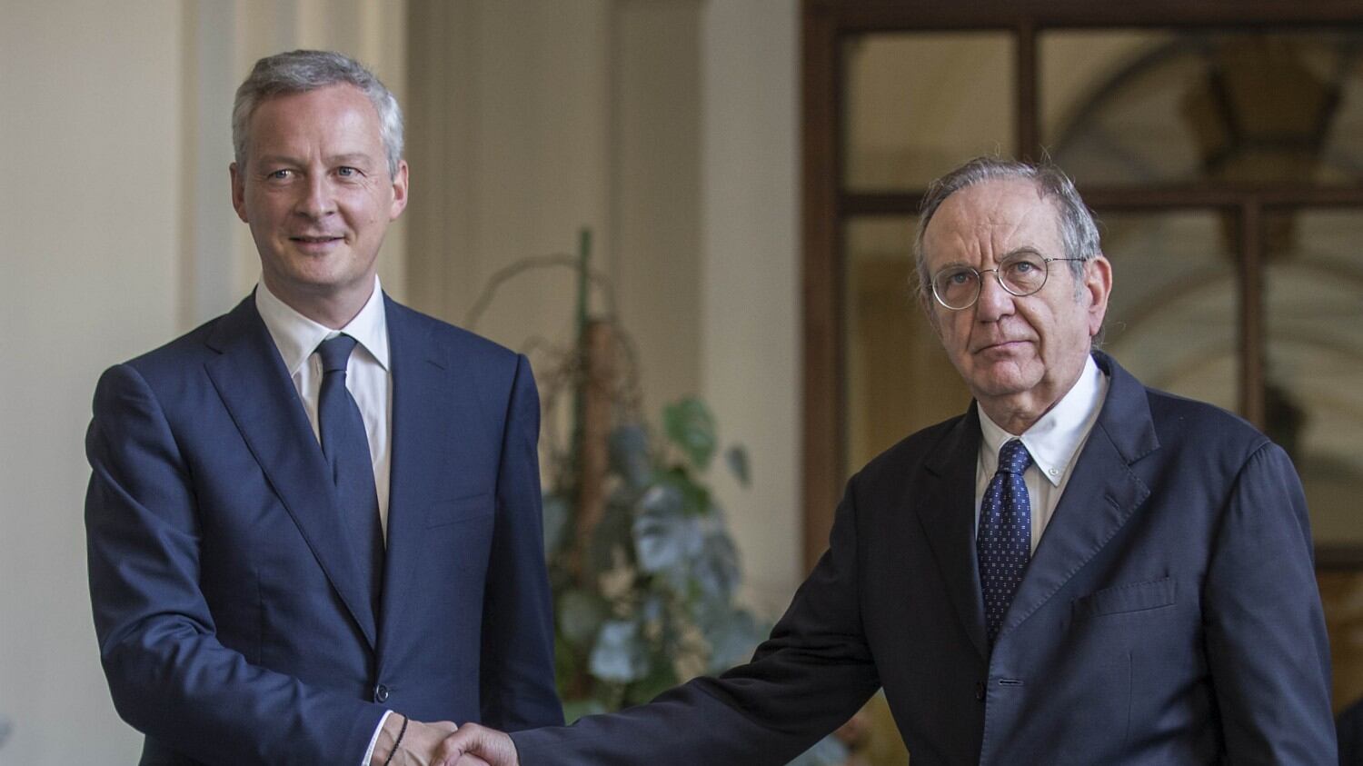 Tanti sorrisi ma zero accordi. Fumata nera su Fincantieri-Stx
