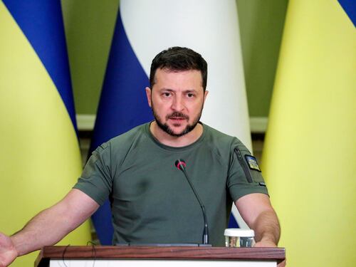 Zelensky promette più energia all'Italia