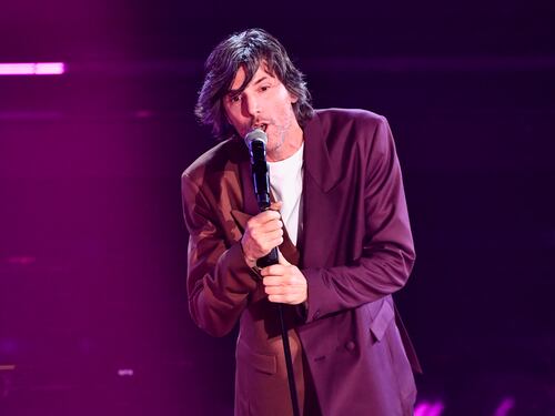 Bugo torna a Sanremo ma non c'è l'asta