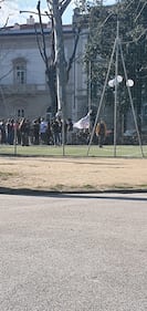 Rave party illegale in piazza  4