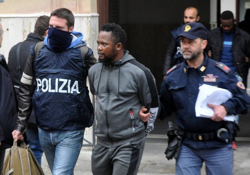 Mafia nigeriana, svelati i segreti della rete criminale "Eiye", tra droga e prostituzione 2