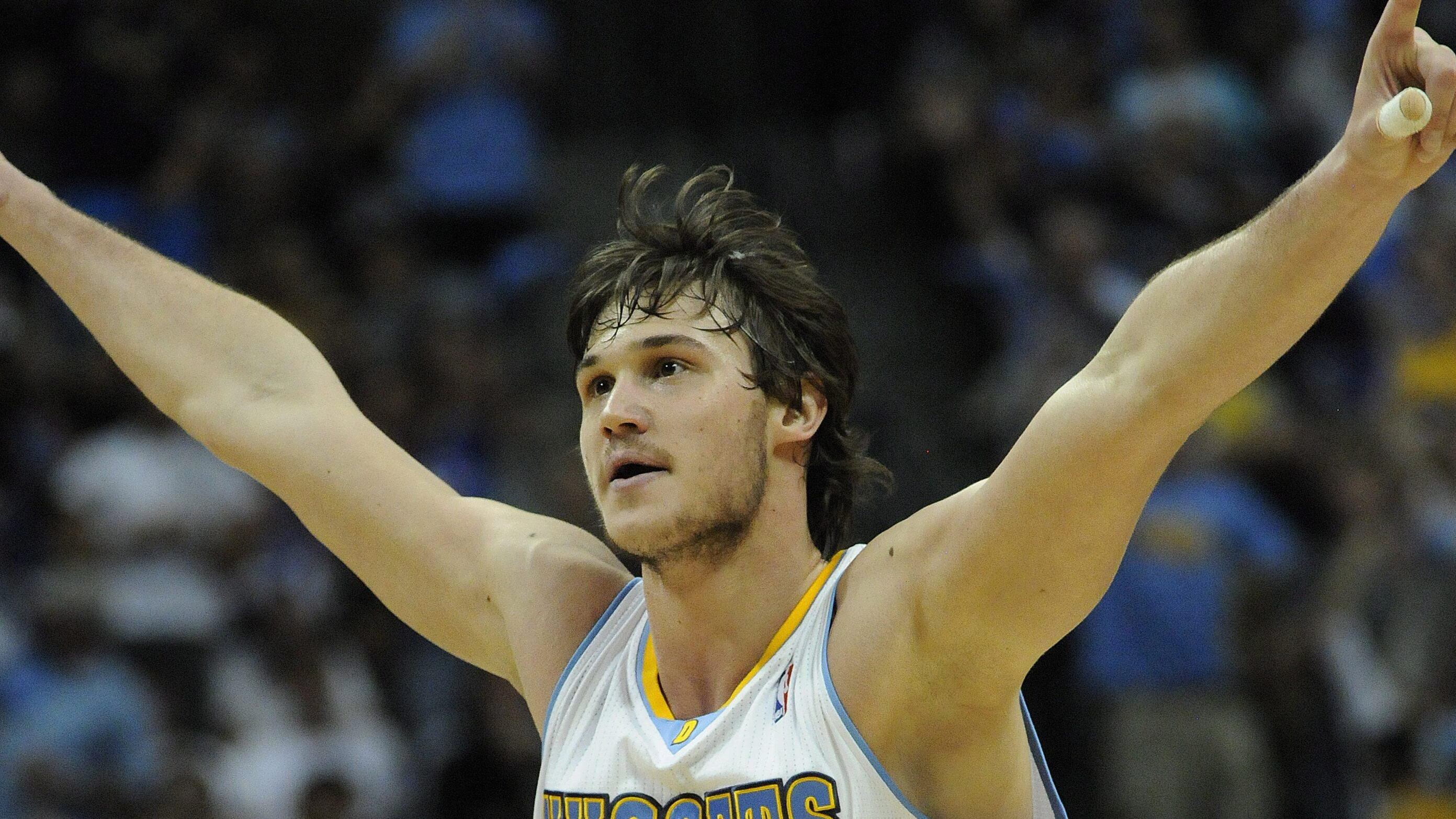 Gallinari firma il "canestro del secolo"