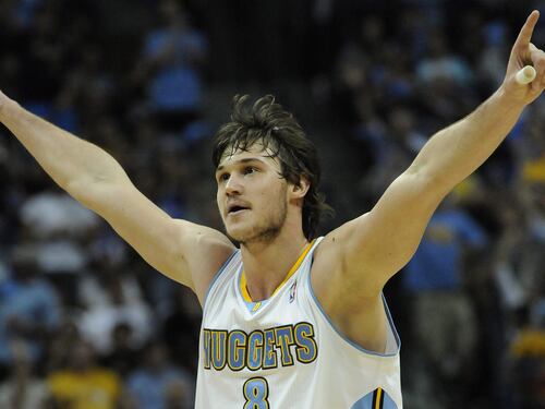 Gallinari firma il "canestro del secolo"