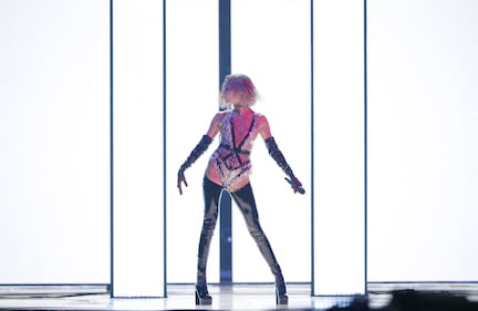 Eurovision Song Contest 2019: i look più insoliti o sexy, foto 8