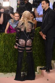 Madonna al Met Gala 2016 31
