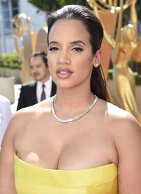 Sexy ed elenganti, le belle degli Emmy Awards 15