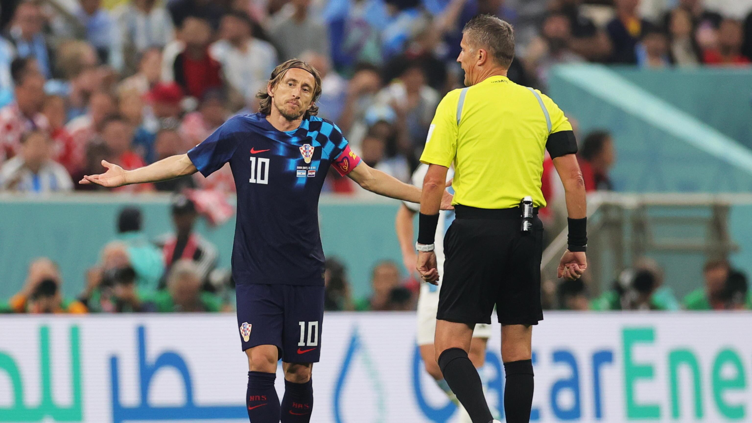 "Tra i peggiori mai visti": Modric a gamba tesa contro Orsato